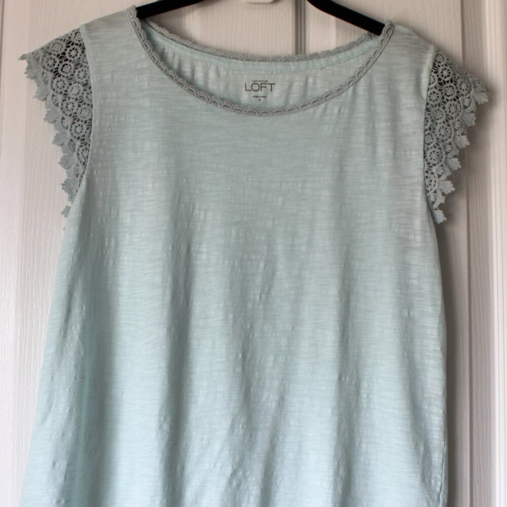 LOFT Mint Green Pastel Crochet Lace Top - Spring Easter Style - Size M